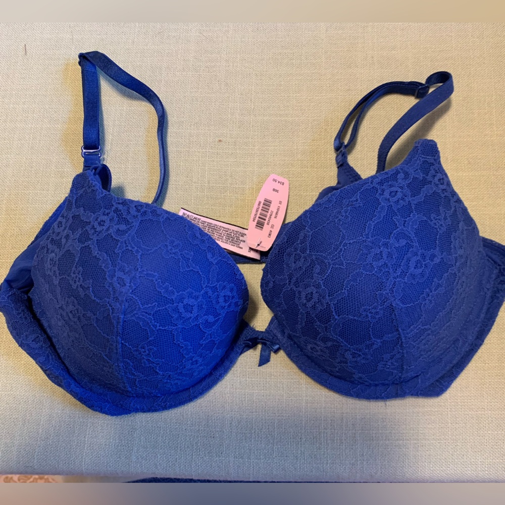Victoria’s Secret push up bra 36B